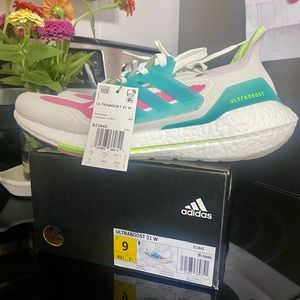 Adidas Ultraboost 21 Running Shoes Sz 9